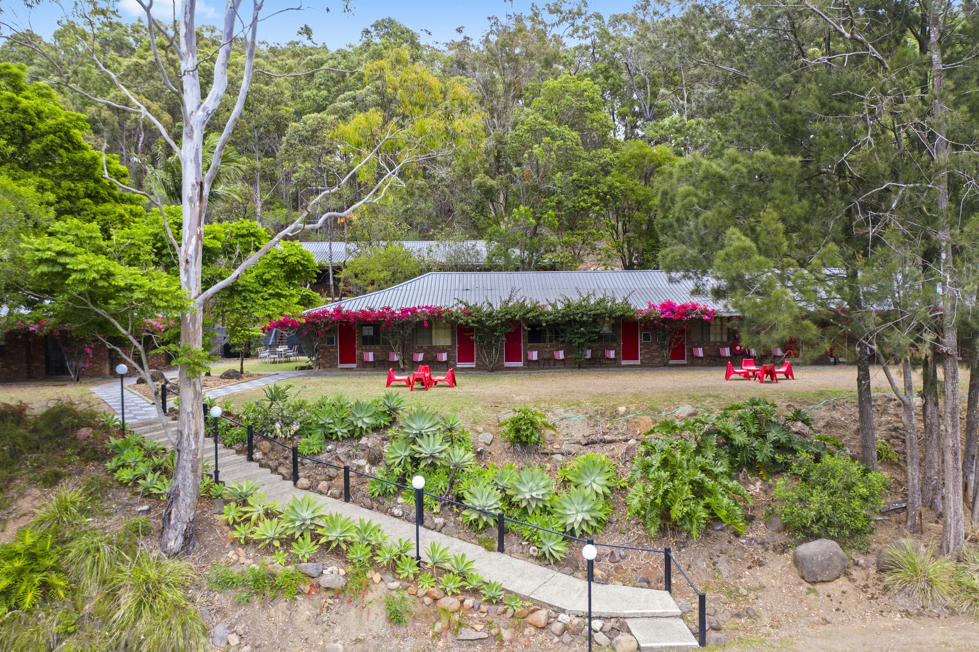 Hillside Lodges Cedar Creek Lodges, Mt Tamborine